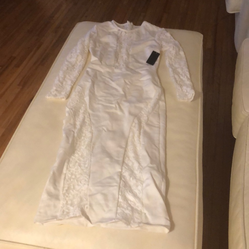 Dress - Picture 2 of 4